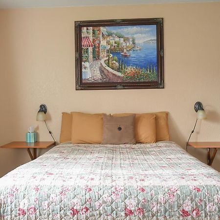 Depoe Bay Inn (Adults Only) Habitación foto